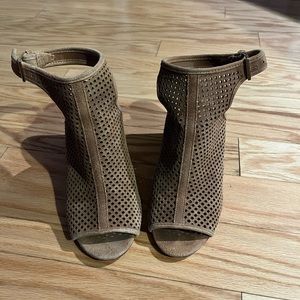 Tory Burch Brown Mesh Suede Peep Toe Block Heel